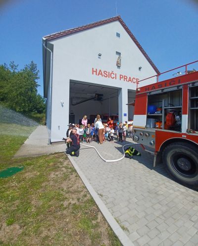 Návštěva hasičské zbrojnice